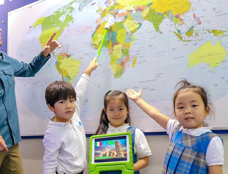 世界に通用する英語力と人格を備えた子供を育成します。