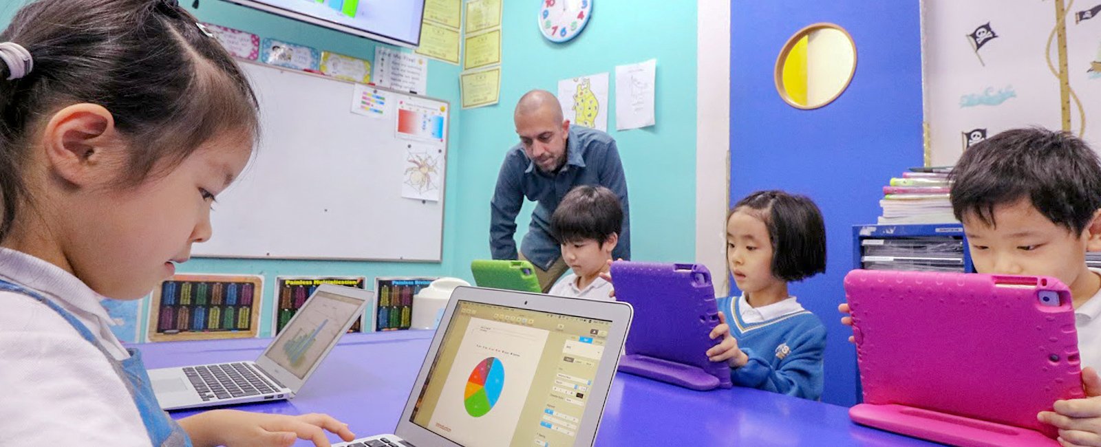 英語脳だけでなく算数脳も音楽的な知能も手にいれます。